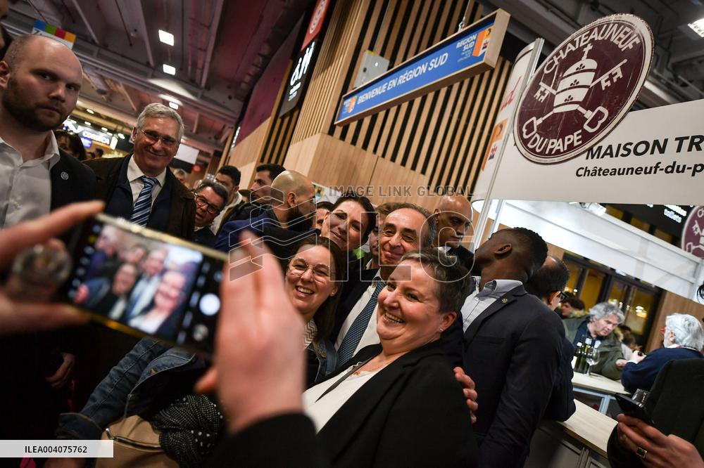 French politicians at the Agricultural Fair in Paris - FA