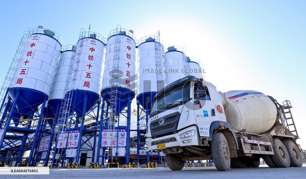 Lanzhou-Zhangye High-Speed Railway Construction