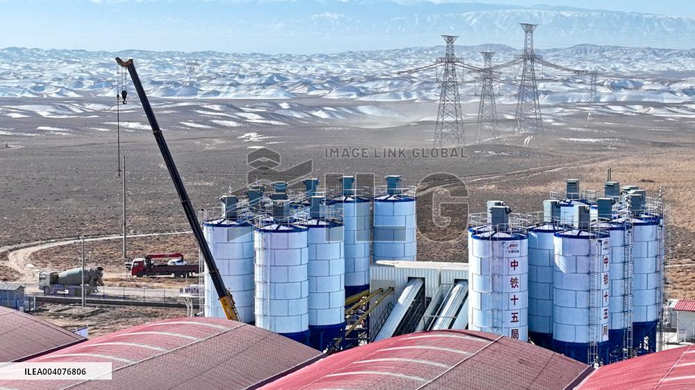 Lanzhou-Zhangye High-Speed Railway Construction