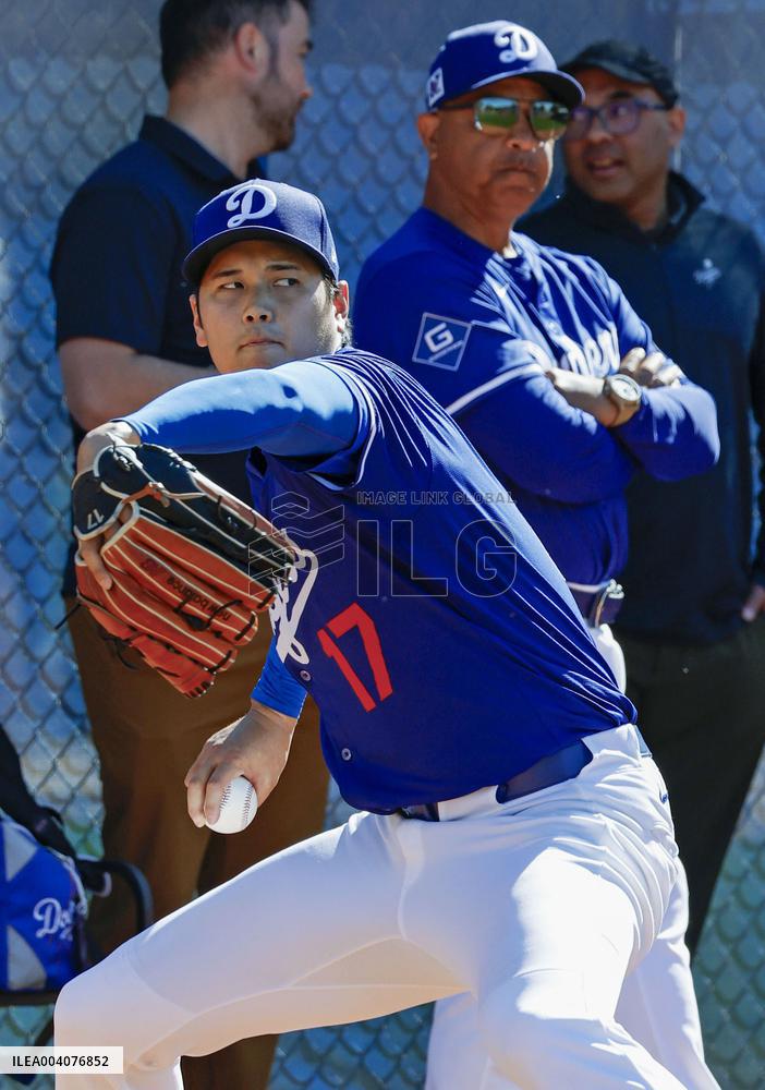 Baseball: MLB spring training