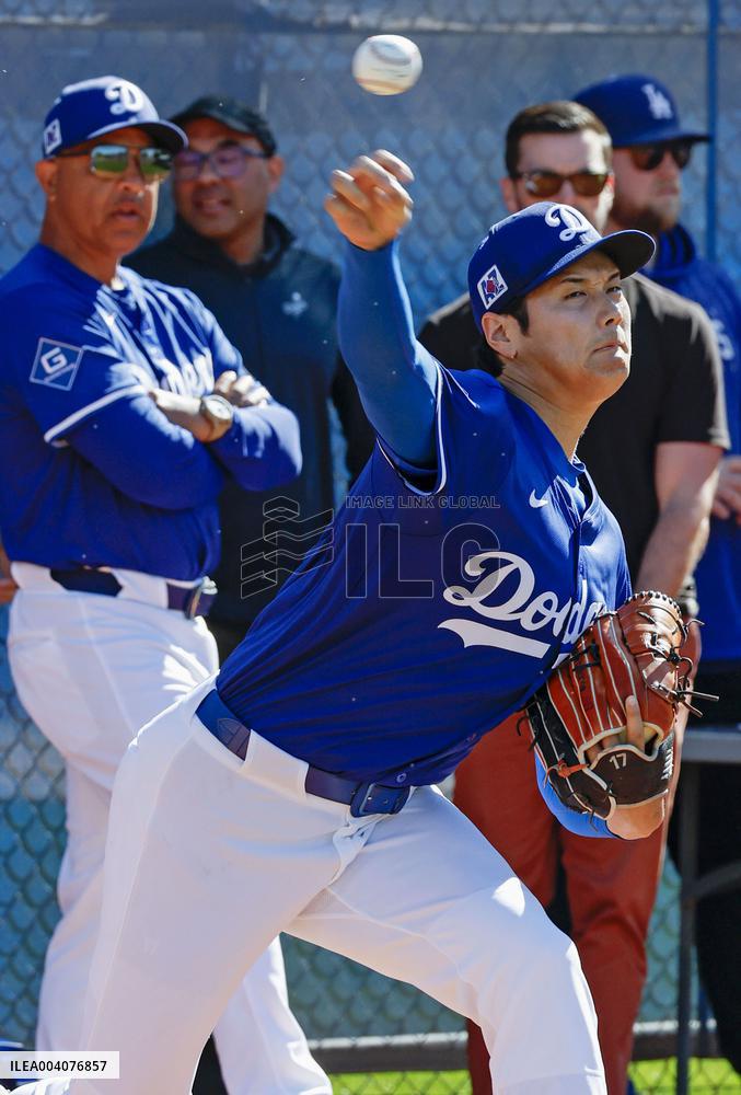 Baseball: MLB spring training