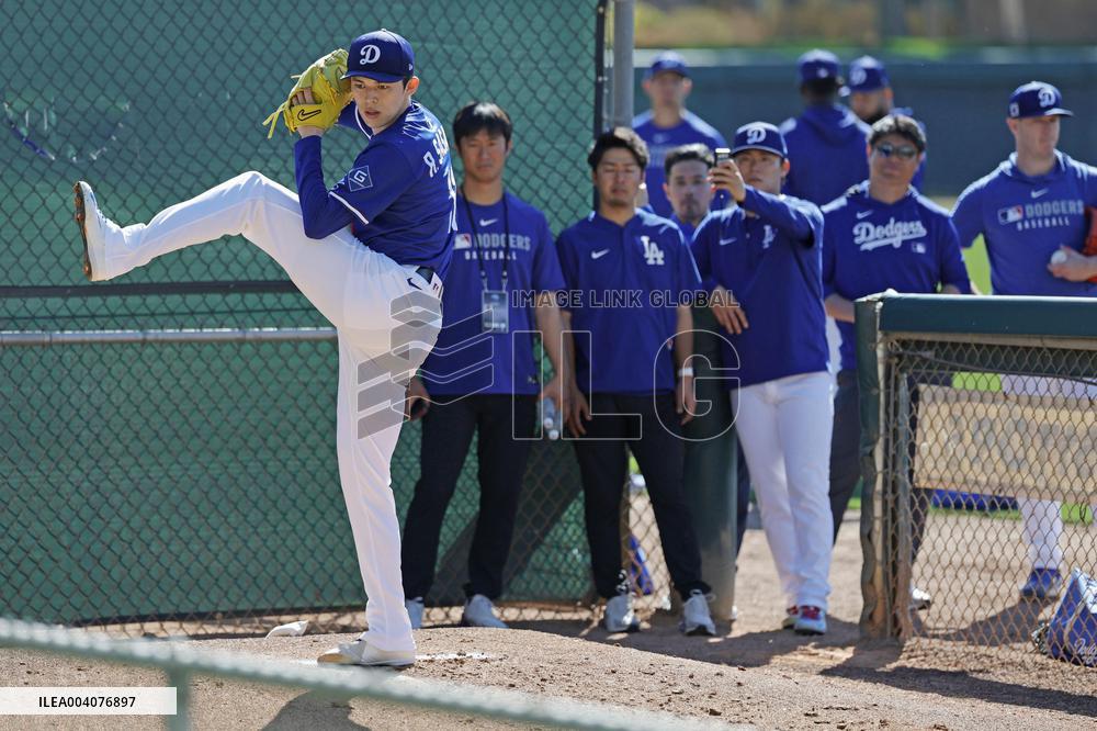 Baseball: MLB spring training