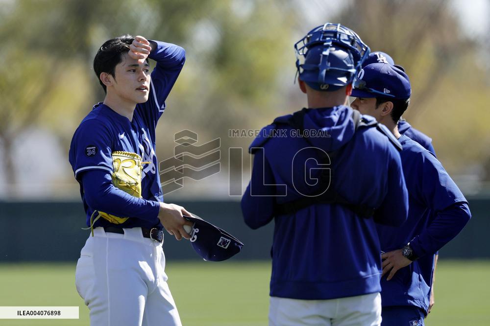 Baseball: MLB spring training