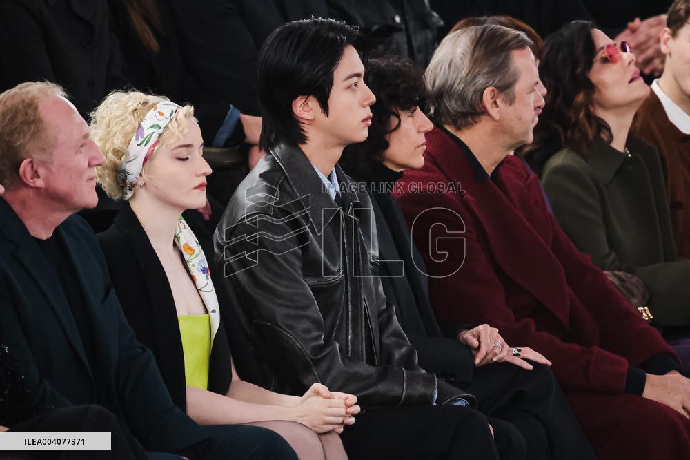 MFW - Gucci Front Row