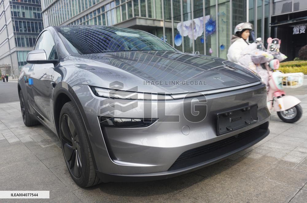 Tesla Model Y Delivery in Hangzhou