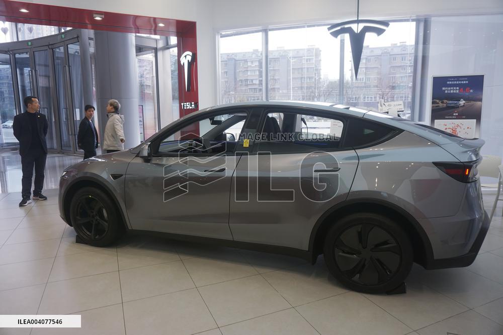 Tesla Model Y Delivery in Hangzhou