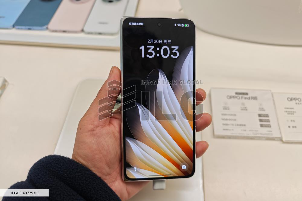 OPPO Foldable Screen Phone
