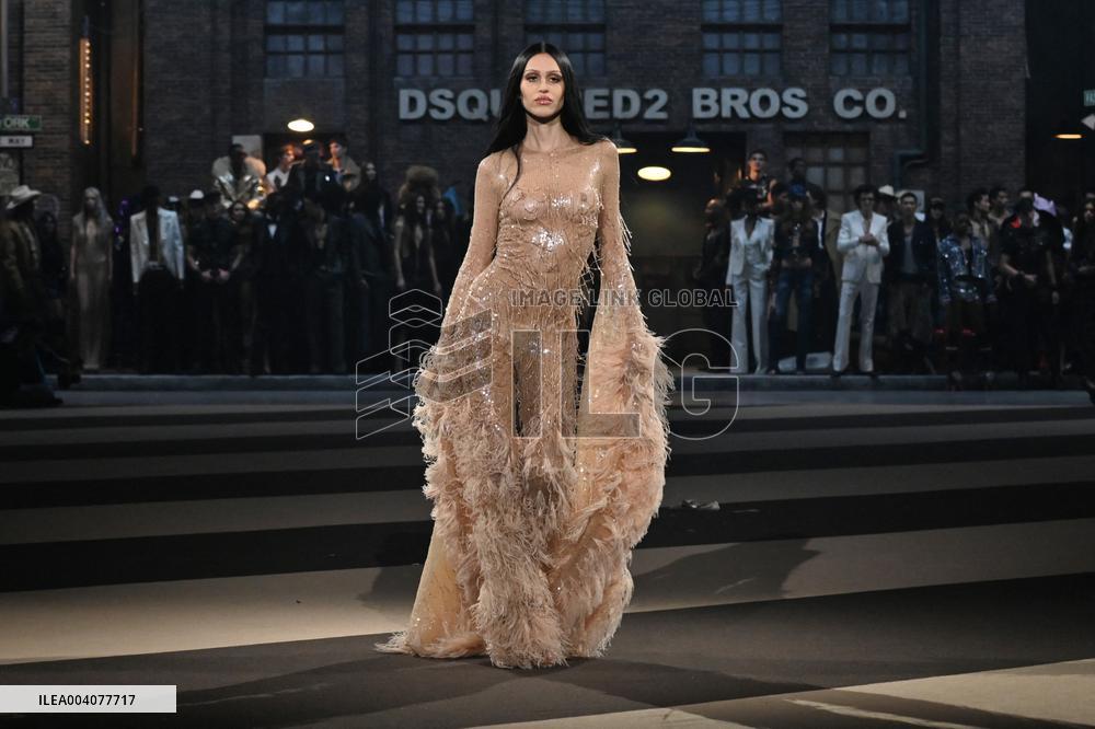 MFW - Dsquared2 Runway