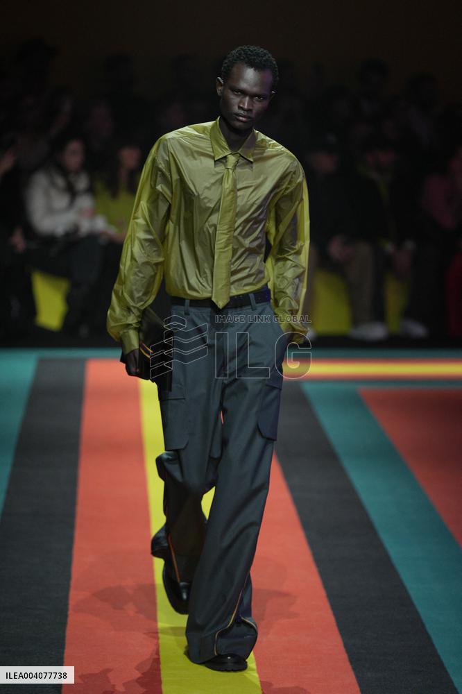 MFW - K-Way Runway