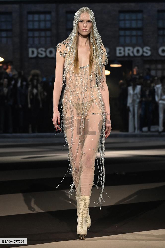 MFW - Dsquared2 Runway