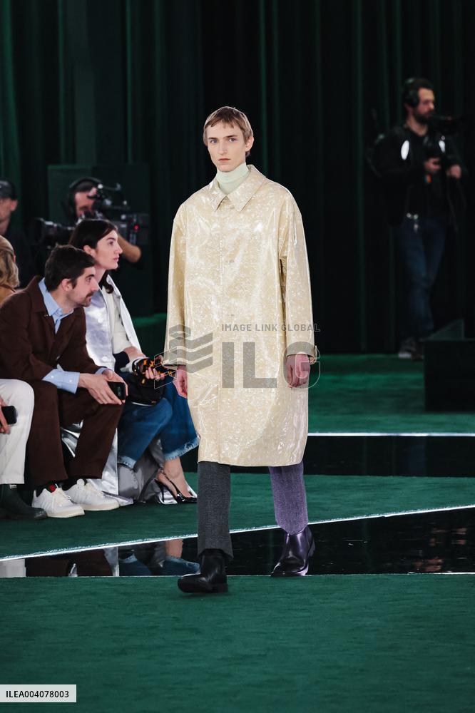 MFW - Gucci Runway