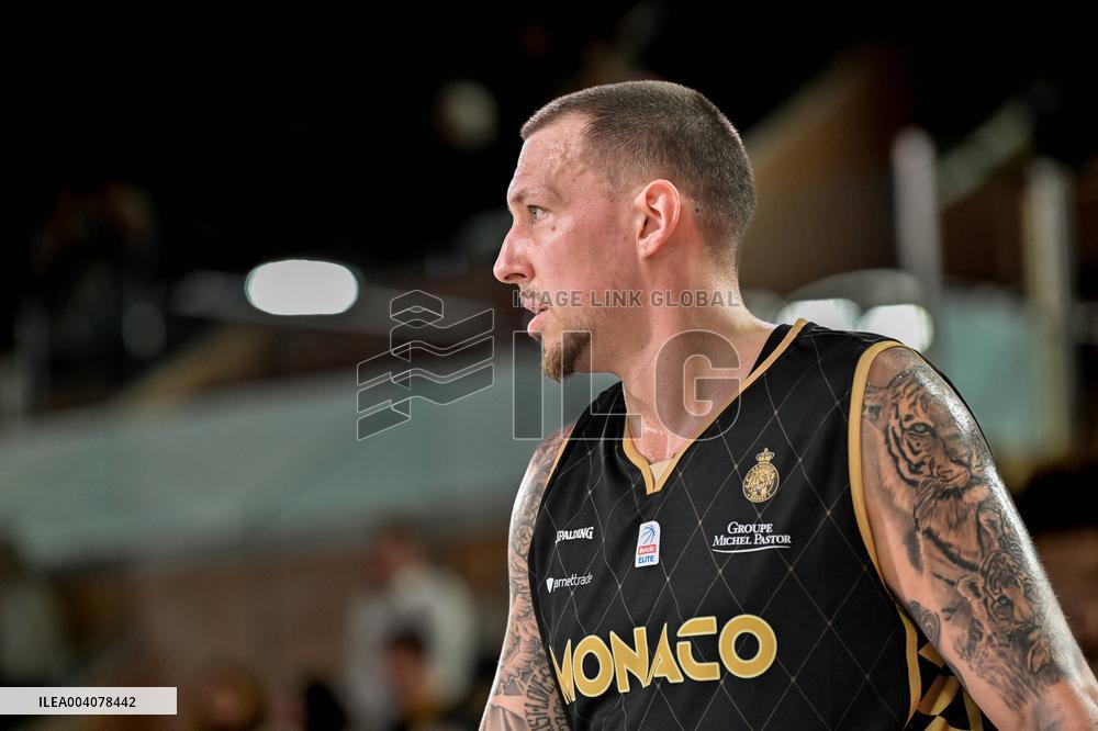 French Basketball Cup - Monaco v Asvel