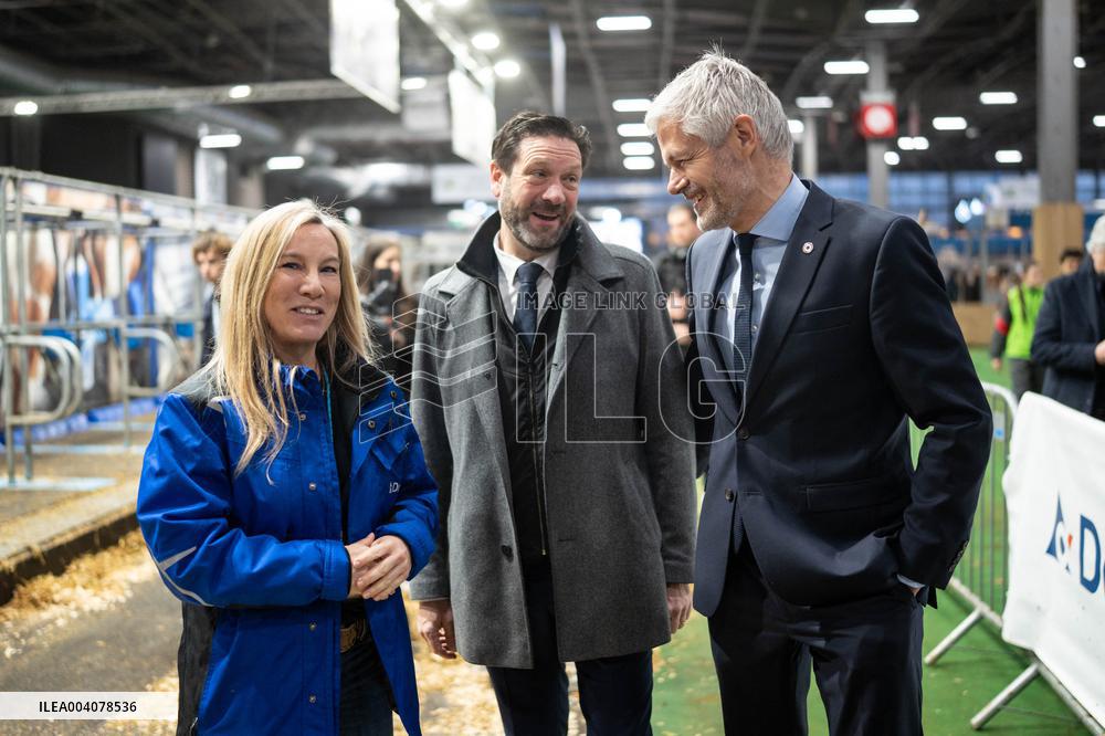 Laurent Wauquiez visits the Agricultural Show - Paris AJ