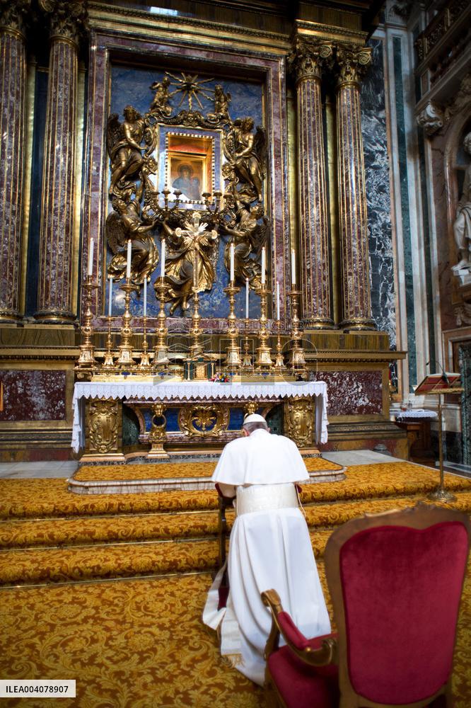File - Pope Francis At Santa Maria Maggiore Basilica - Rome