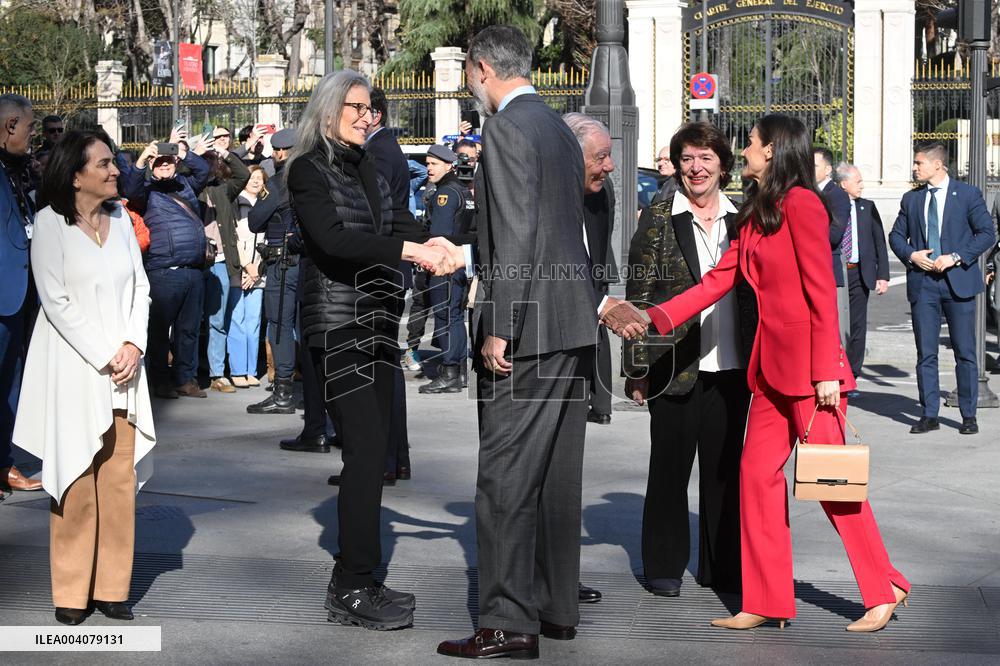 King Felipe And Queen Letizia At Presentation Of Their Portraits By Annie Leibovitz - Madrid