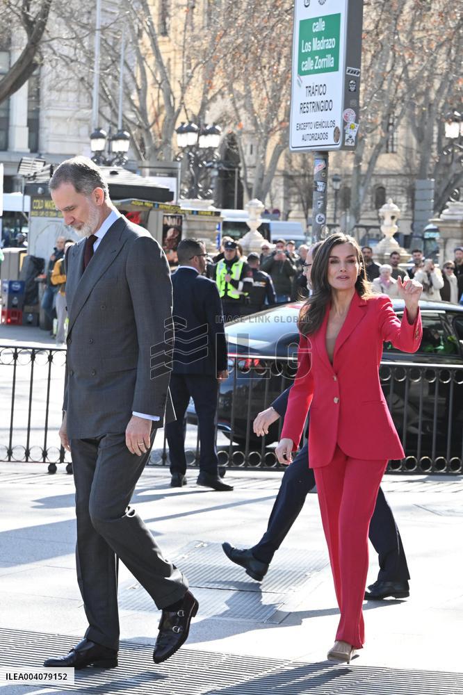 King Felipe And Queen Letizia At Presentation Of Their Portraits By Annie Leibovitz - Madrid