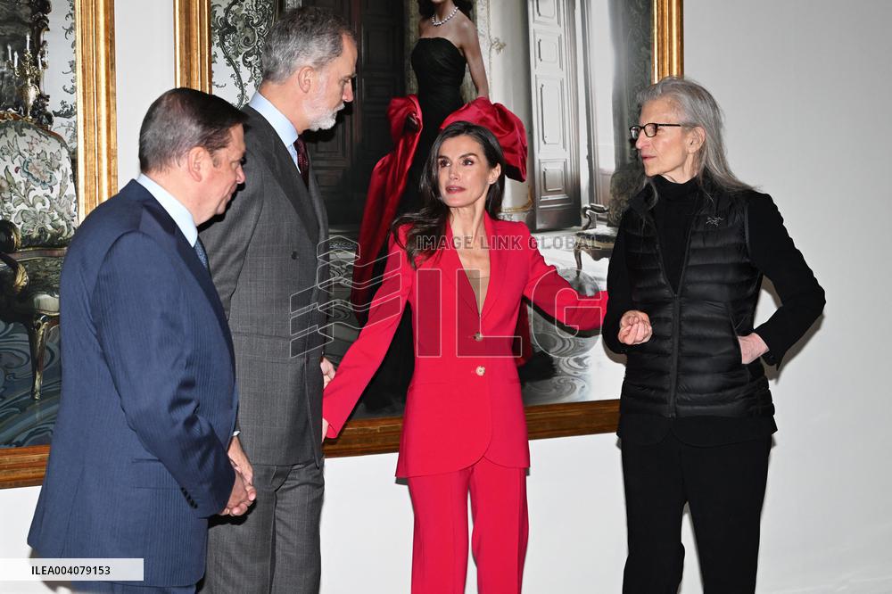 King Felipe And Queen Letizia At Presentation Of Their Portraits By Annie Leibovitz - Madrid