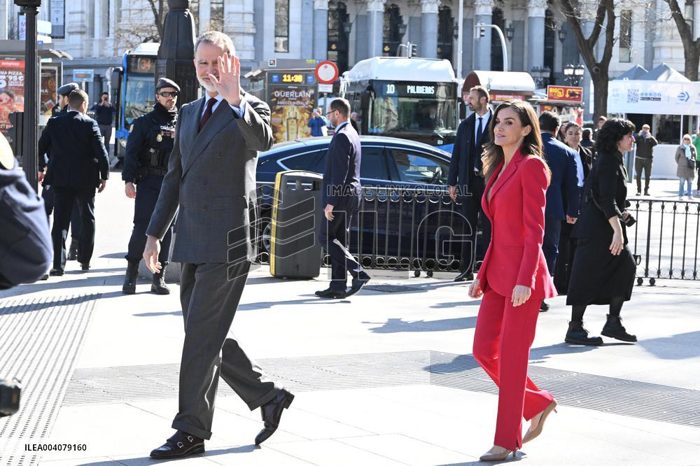 King Felipe And Queen Letizia At Presentation Of Their Portraits By Annie Leibovitz - Madrid