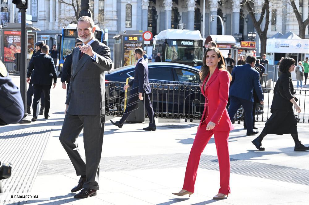 King Felipe And Queen Letizia At Presentation Of Their Portraits By Annie Leibovitz - Madrid