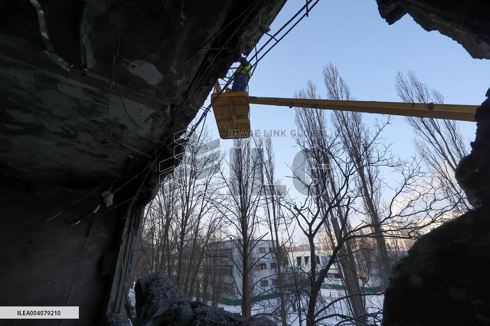 Aftermath of overnight Russian drone attack in Kharkiv