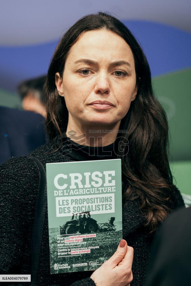 Socialist Party visits the Agricultural Show - Paris AJ