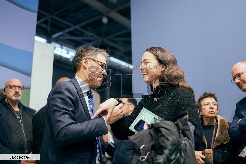 Socialist Party visits the Agricultural Show - Paris AJ