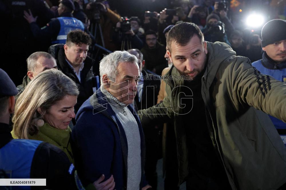 Calin Georgescu leaves the General Prosecutor's Office - Bucharest