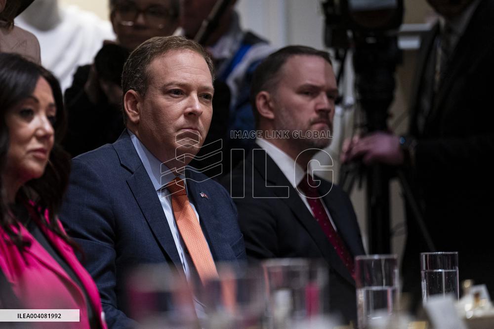 Cabinet Meeting Highlights Tensions Over Musks Federal Demands