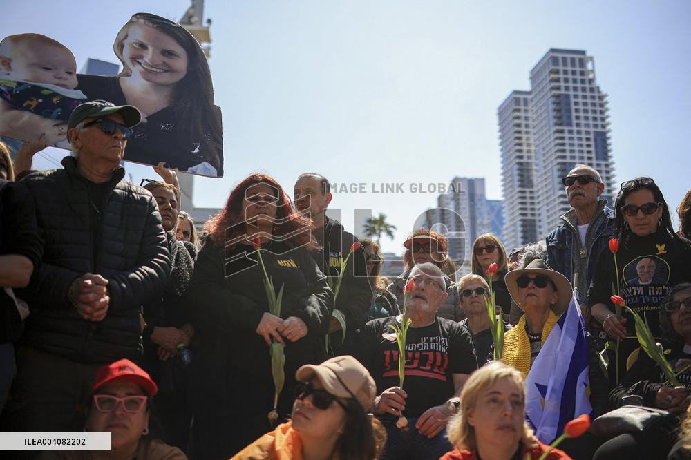 Farewell to Bibas Family