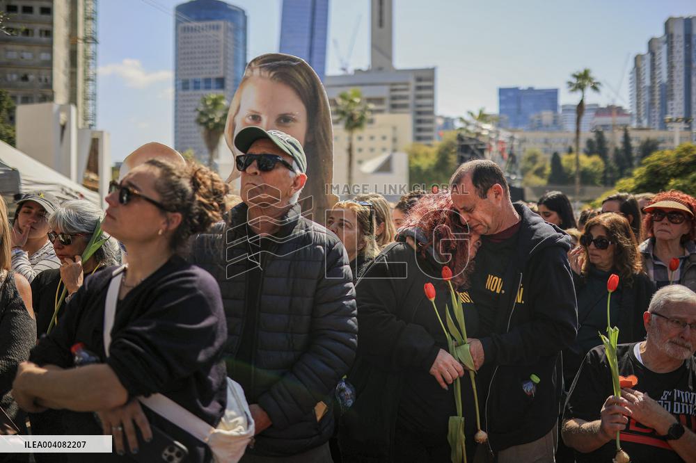 Farewell to Bibas Family