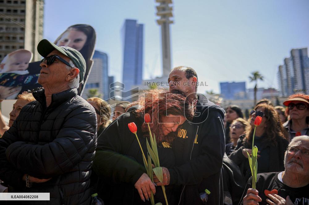 Farewell to Bibas Family