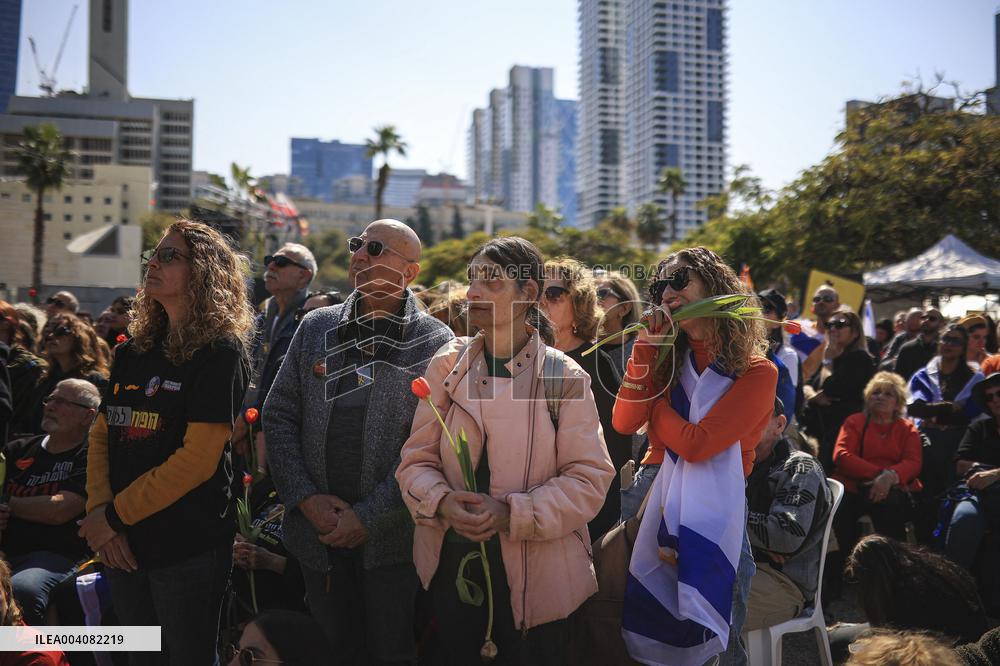 Farewell to Bibas Family