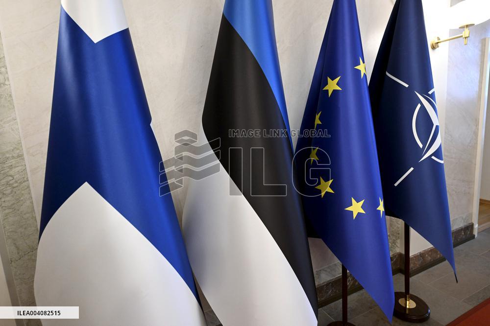 Finnish President Alexander Stubb and Estonian President Alar Karis meeting in Helsinki