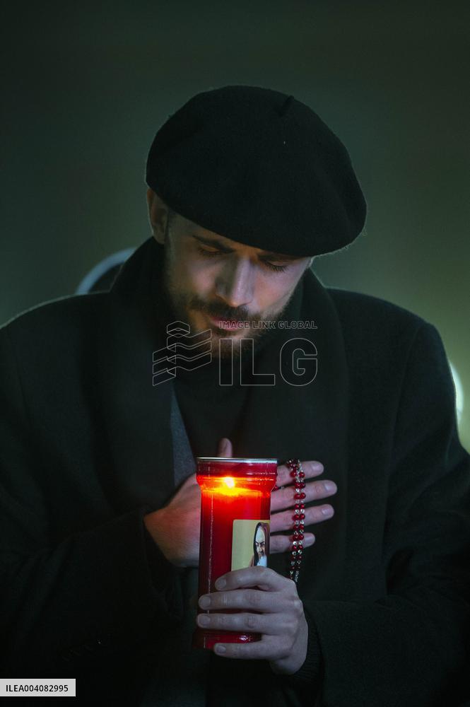 Rosary for Pope Francis Health - Italy