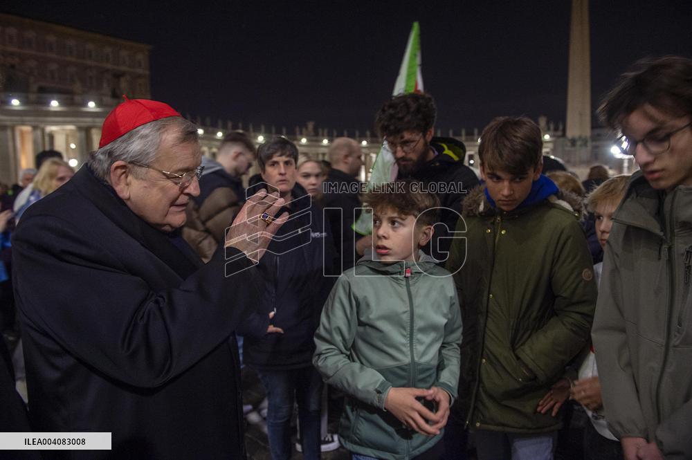 Rosary for Pope Francis Health - Italy