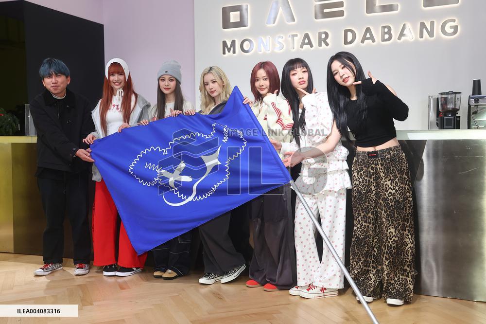 Taiwanese Girl Band Group GENBLUE