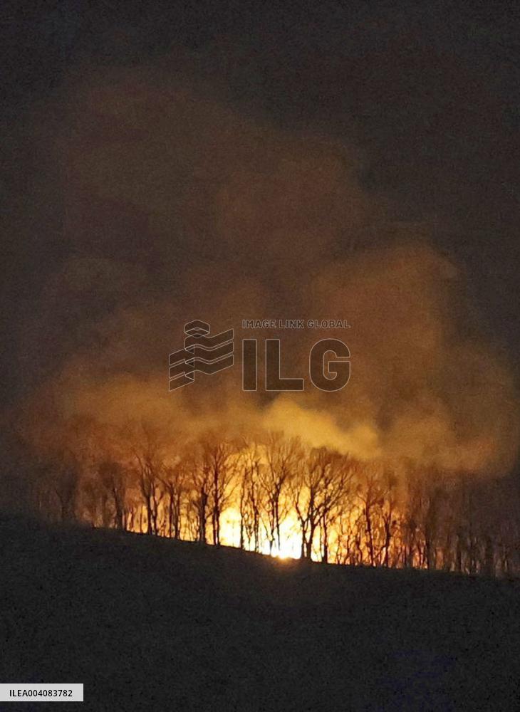 Forest fire continues in northeastern Japan