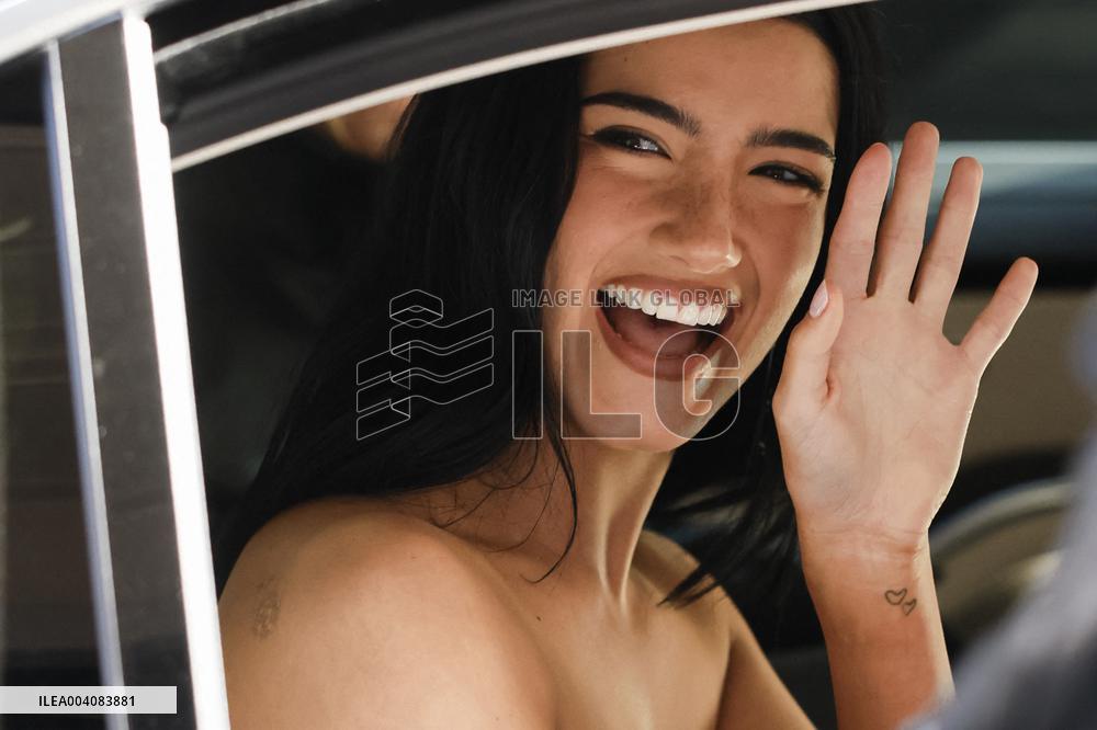 MFW - Charli D Amelio Leaving Their Hotel
