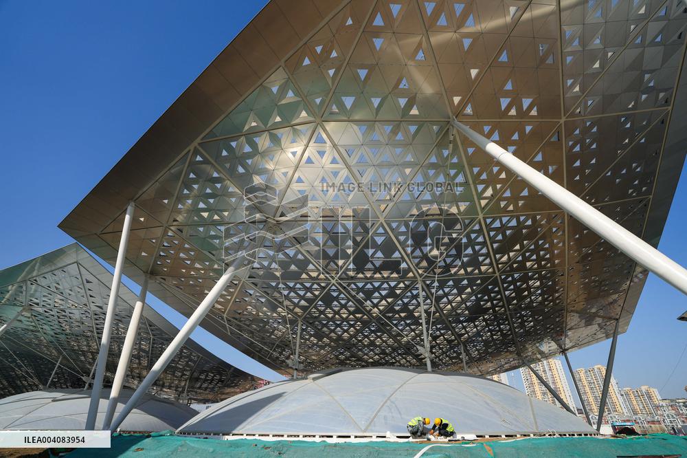 Construction of Asia's Largest Underground Transport Complex - Beijing