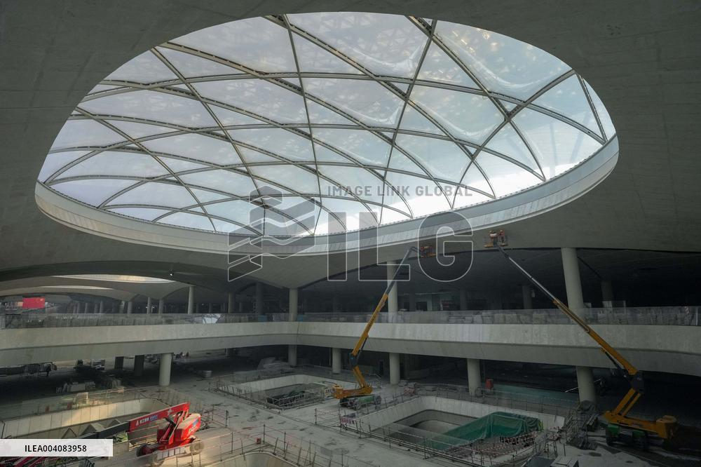 Construction of Asia's Largest Underground Transport Complex - Beijing