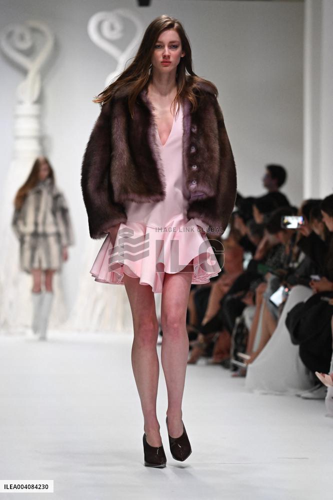 MFW - Genny Runway