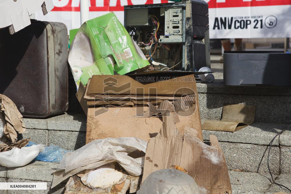 Activists Carry out A Punch Action in Front of AXA - Nantes