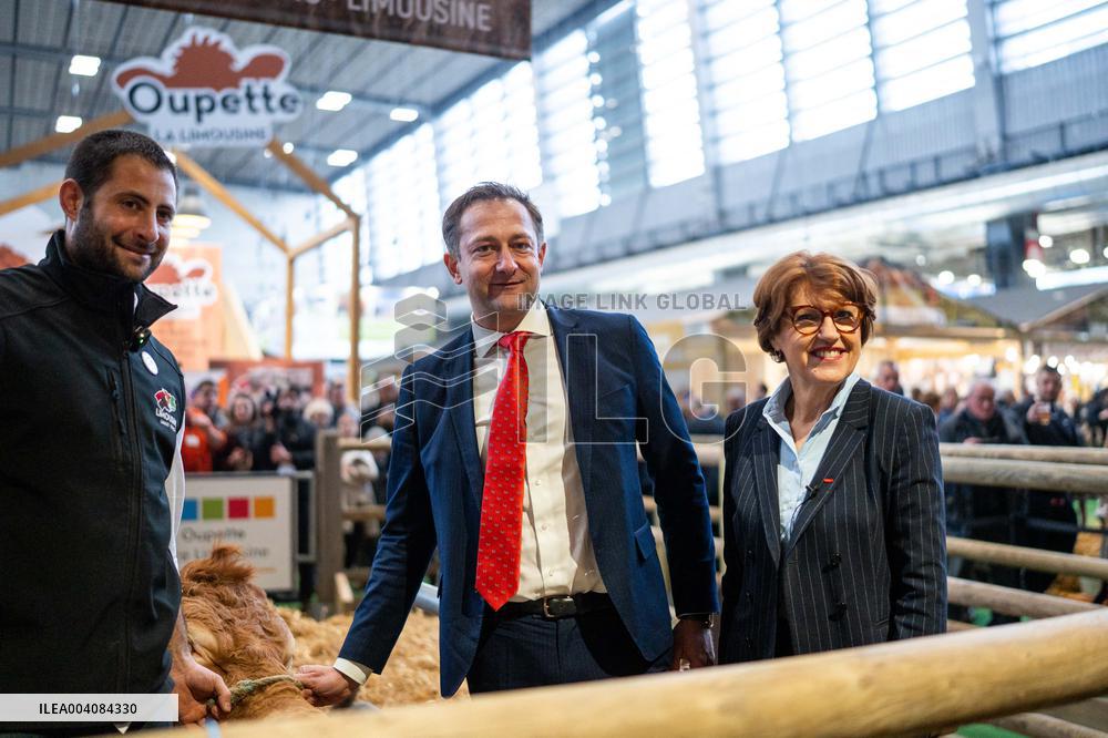Christophe Hansen visits the Agricultural Show with the French Minister of Agriculture - Paris AJ