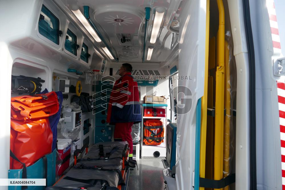 Zakarpattia receives new ambulances for emergency medical care