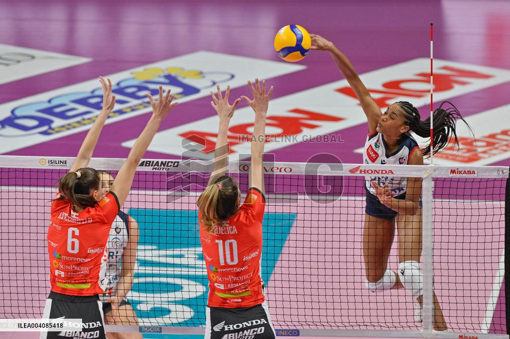 VOLLEY - Serie A1 Femminile - Honda Olivero S.Bernardo Cuneo  vs Volley Bergamo 1991