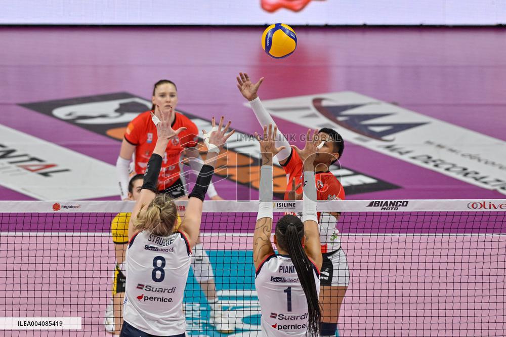 VOLLEY - Serie A1 Femminile - Honda Olivero S.Bernardo Cuneo  vs Volley Bergamo 1991