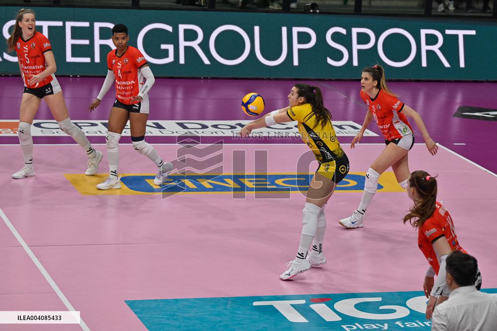 VOLLEY - Serie A1 Femminile - Honda Olivero S.Bernardo Cuneo  vs Volley Bergamo 1991