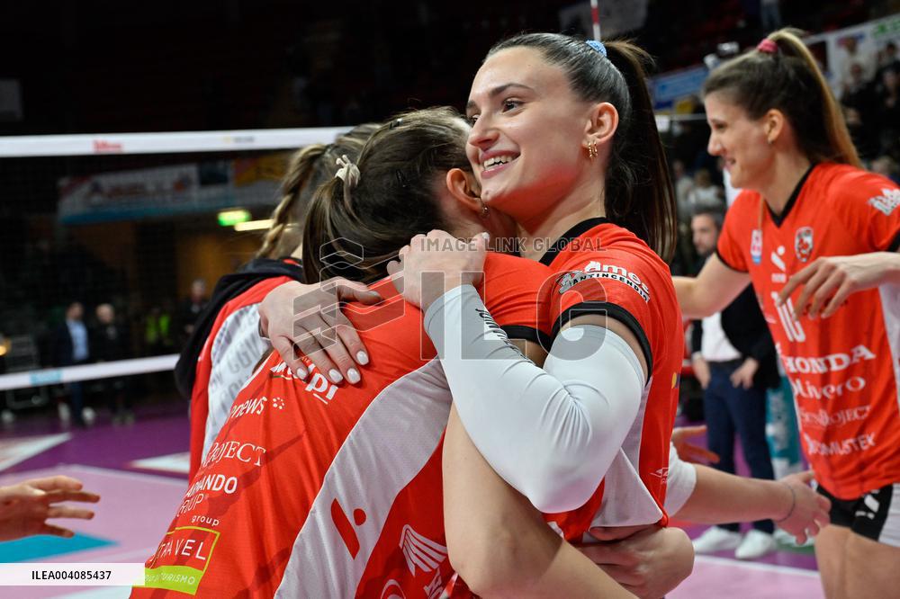 VOLLEY - Serie A1 Femminile - Honda Olivero S.Bernardo Cuneo  vs Volley Bergamo 1991