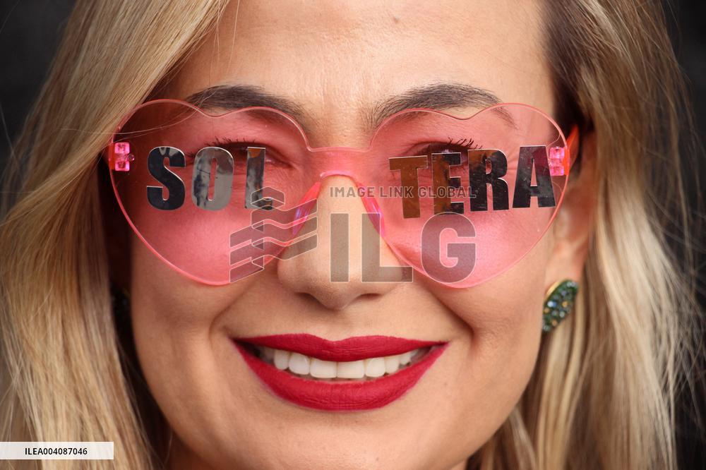 Shakira Fans Prior to Concert