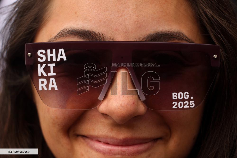 Shakira Fans Prior to Concert